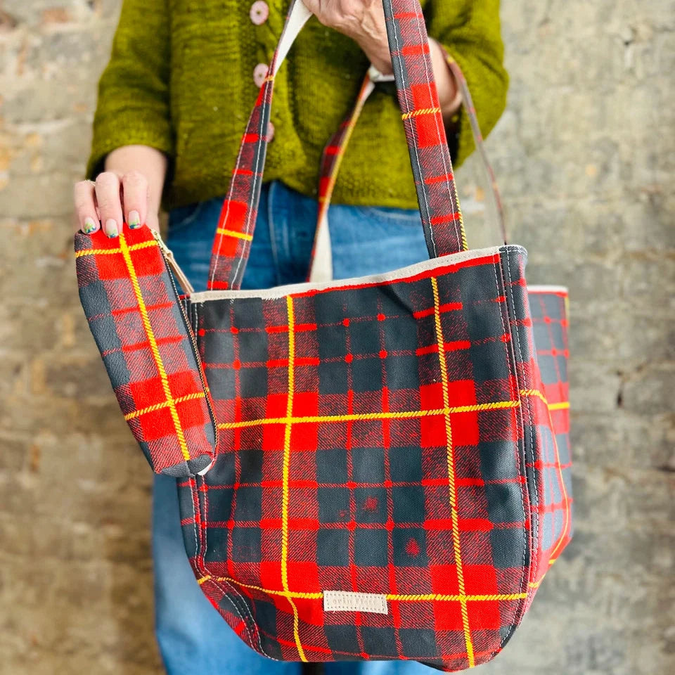 #color_red-tartan