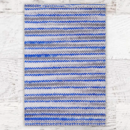 #color_blue-and-white