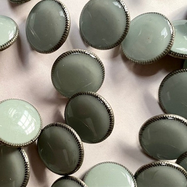 #color_duck-egg-metal