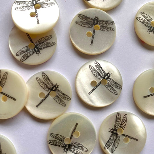 #color_ecru-dragonfly