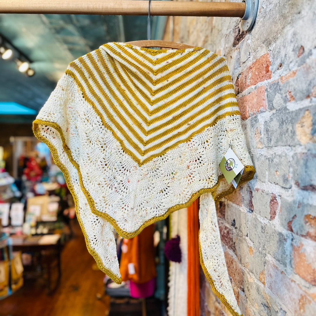 #color_follow-your-bliss-shawl