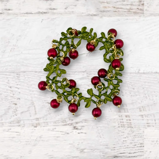 #color_holly-berry-wreath