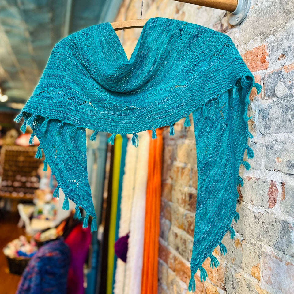 #color_lonely-skein-shawl
