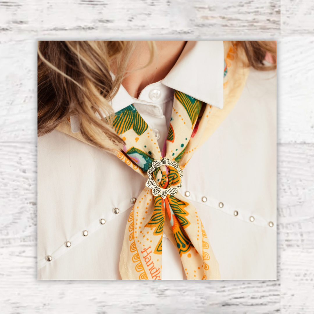 #color_monica-buckle