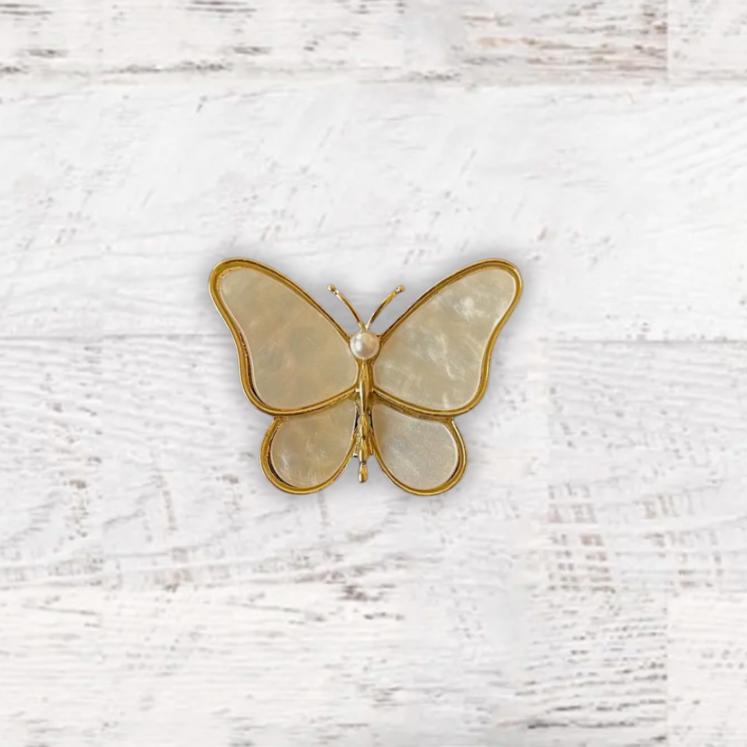 #color_pearl-butterfly