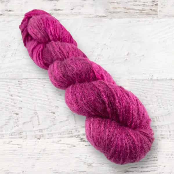 ポ*コ様 Y.A.R.N The Uncommon Thread Cocoon Yarn | Fuzzy Goat