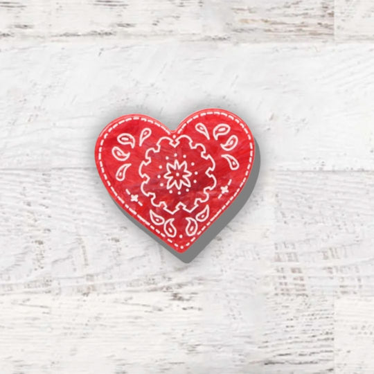 #color_red-paisley-heart