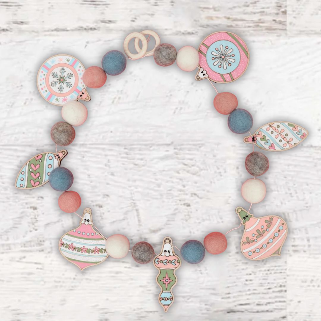 #color_vintage-ornament