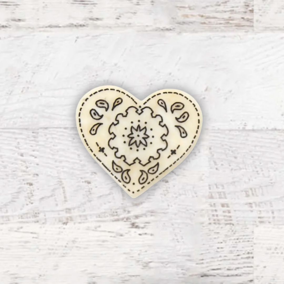 #color_white-paisley-heart