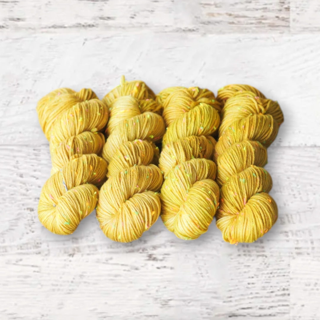 #color_yellow-jacket