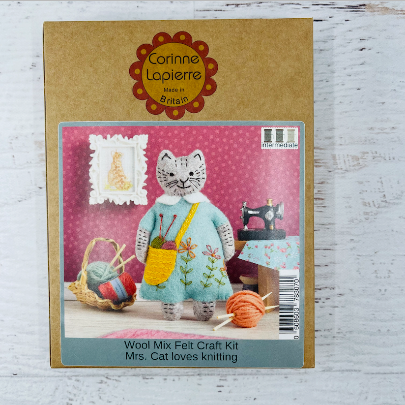 Corrine Lapierre: Embroidered Scissors Pouch and Mini Pincushion Felt Craft Mini Kit